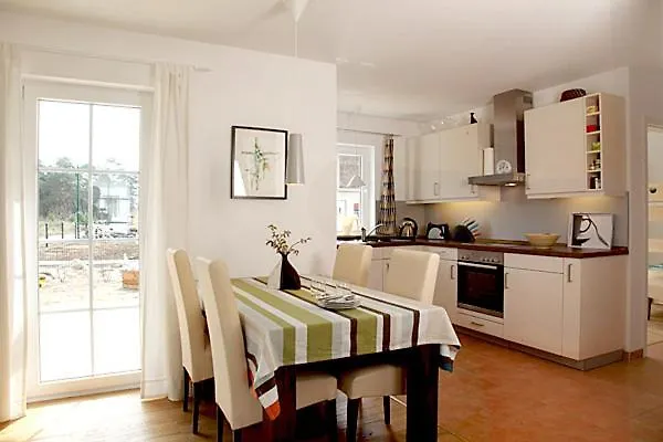 Haus 125, Kiefernweg 29 別荘 *